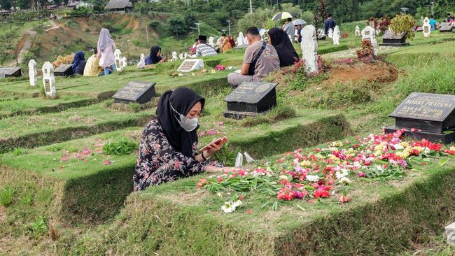 Apakah di Arab Saudi Juga Ada Tradisi Ziarah Kubur Jelang Ramadan? Foto : Ist