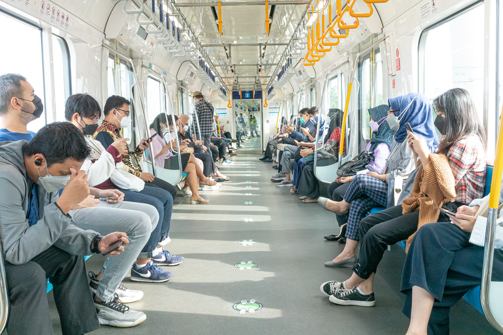 Boleh Buka Puasa Di MRT, Cuma Pakai Air Putih Dan Kurma Foto : Ist
