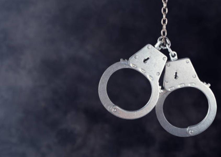 Cari Lawan Malah Ketemu Polisi, 2 Pemuda Jakpus Diamankan Foto : Ist