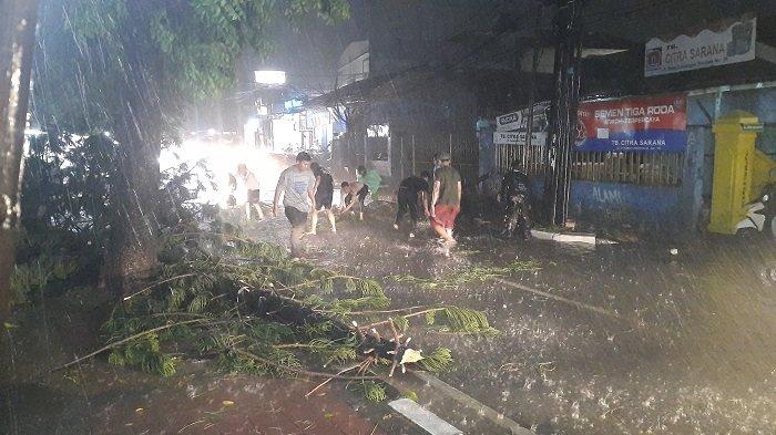 Hujan Sedang Hingga Lebat Sampai Pekan Depan Foto : Ist