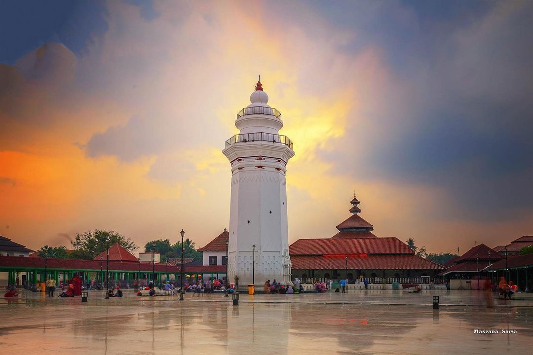 Jadwal Imsak Dan Buka Puasa Di Tangsel, Sabtu 19 Ramadhan 1445 H Foto : Ist