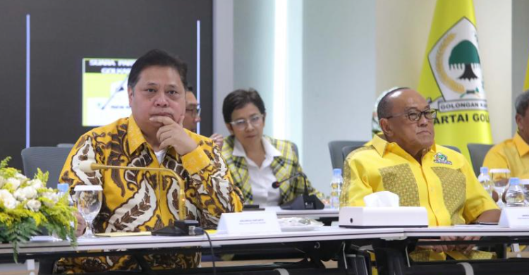 Jelang Munas, Airlangga Di Atas Angin Foto : Ist