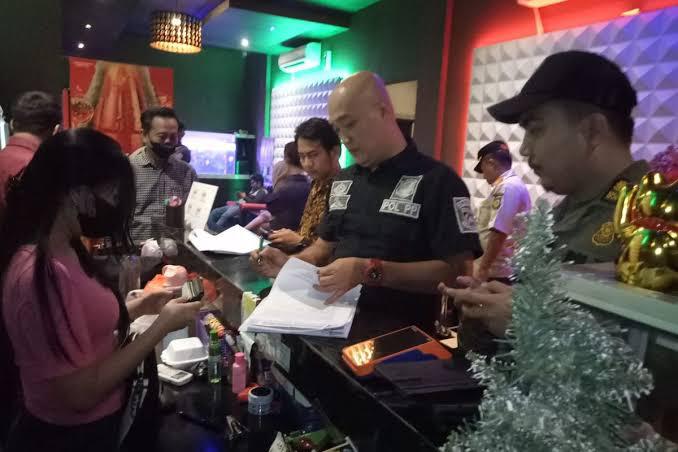 Klub Malam Dan Diskotik Wajib Tutup Selama Ramadan Pemkot Tangsel mengeluarkan edaran Ramadan, agar seluruh tempat hiburan malam di Kota Tangsel tutup selama Ramadan.(dra)