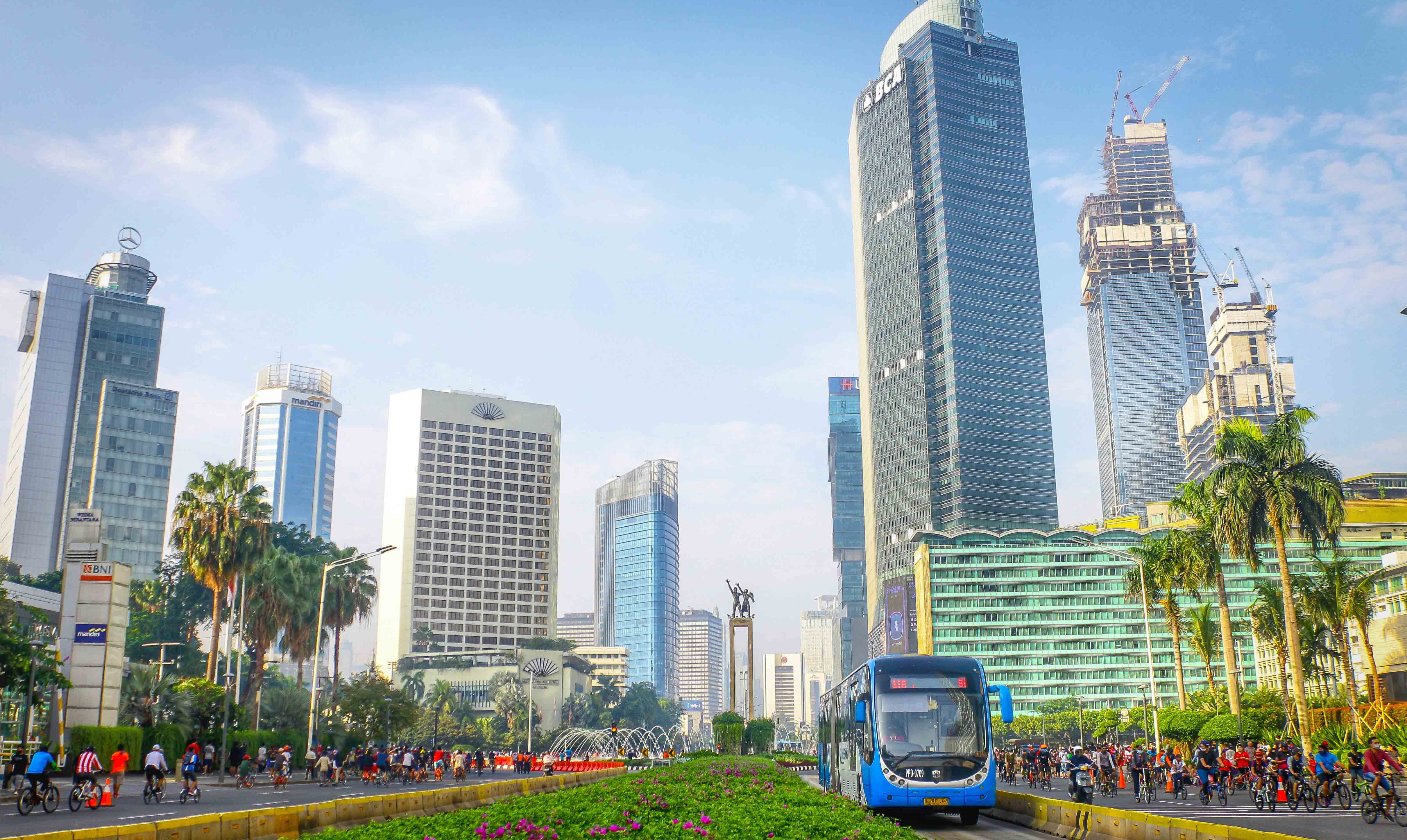 Masalah-masalah Dialektis Tiga Dekade Indonesia: Seri Inovasi Dan Kompetisi Ilustrasi
