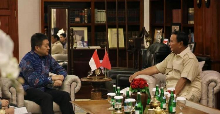 Menteri Pertahanan Prabowo Subianto menerima kunjungan Duta Besar China untuk Indonesia H.E. Mr. Lu Kang. Foto : Ist