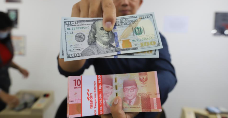 Rupiah Pagi Ini Melemah Tipis Di Posisi Rp 15.785 Foto : Ist
