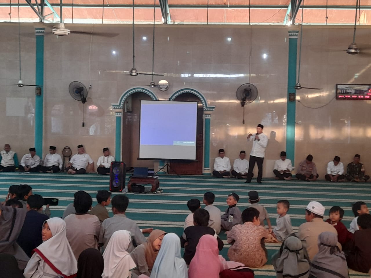 Sekda Safari Ramadan Di Masjid Baitul Ula Cireundeu Ist.