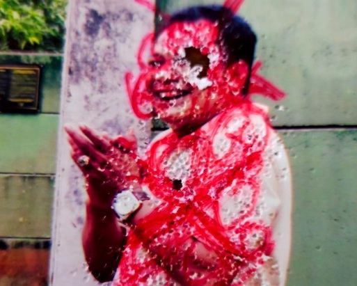 Warga Kaget Melihat Fotonya dan Istri Ditusuk di Rumah Dukun Santet Ciputat Foto : Ist