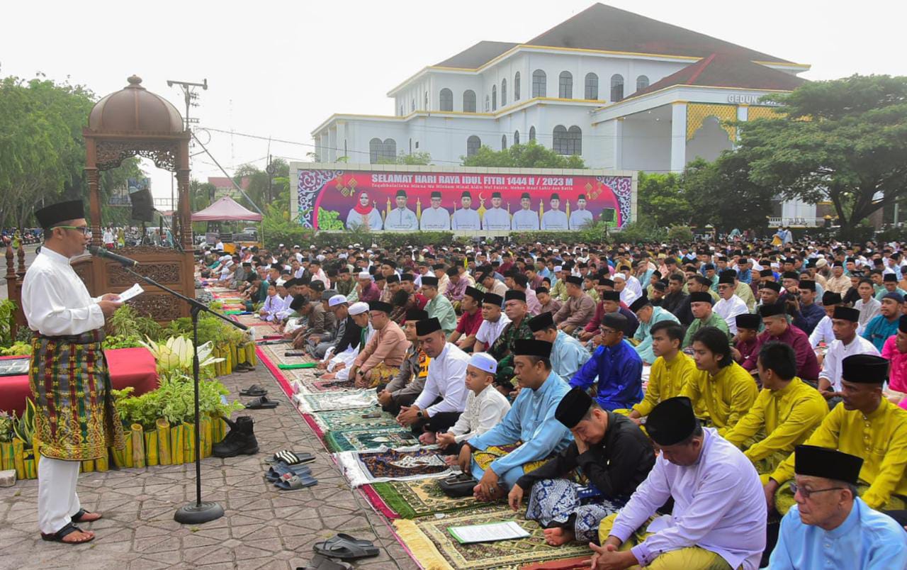 Berdasarkan Sunnah Nabi, Sebaiknya Salat Idul Fitri Diadakan di Lapangan Foto : Ist