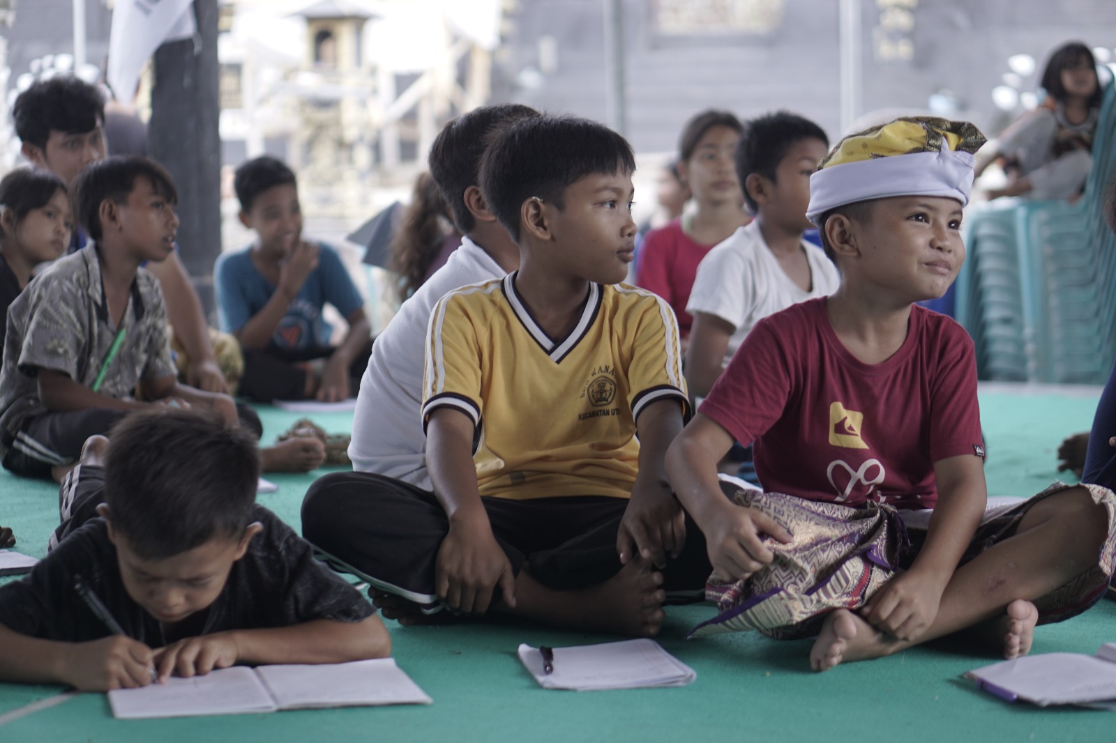 Segenggam Harapan Sejuta Cita menjadi tema program KMHDI Mengajar.(ist)