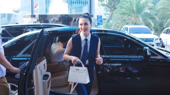 Mobil Rolls Royce Sandra Dewi Hadiah Harvey Moeis Telat Bayar Pajak Foto : Ist