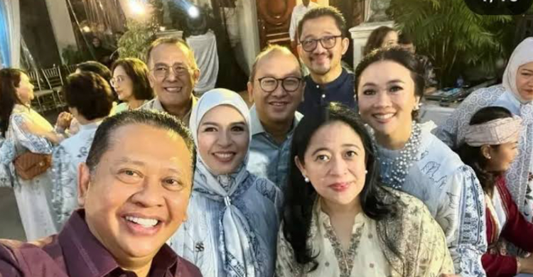 Puan Kompak Di Acara Bukber Bersama Tim TKN Prabowo-Gibran Foto : Ist