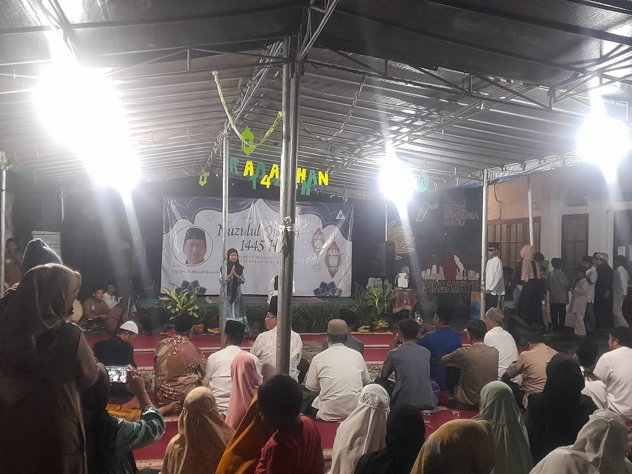 Remaja Masjid Mauidhotul Hasanah Peringati Nuzulul Qur’an Peringatan Nuzulul Qur’an oleh Irmatu.(mg1)
