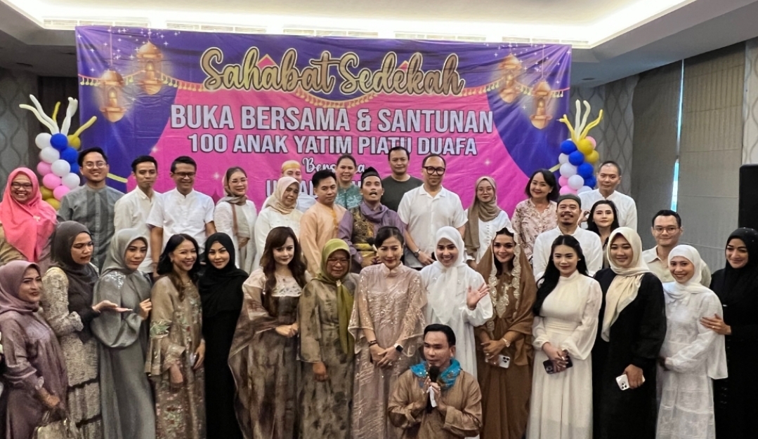 Kegiatan buka bersama (bukber) dan santunan 120 anak yatim dan duafa di The Bellezza Suites, Permata Hijau, Minggu (31/3/2024). (tangselpos.id/lim)