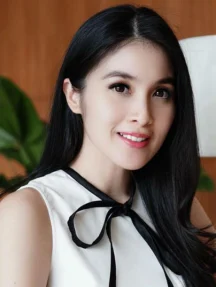 Suami Tersangdung Kasus Korupsi, Sandra Dewi Diramal Bakal Cerai Foto : Ist