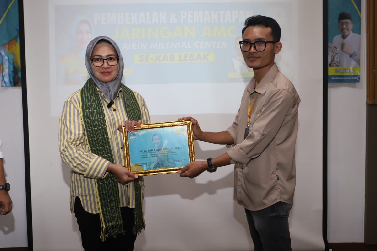 Airin Dapat Dukungan Milenial di Pilkada Banten Foto : Ist