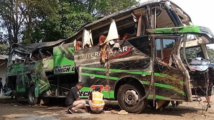 Buntut Kecelakaan Bus Di Ciater! Foto : Ist