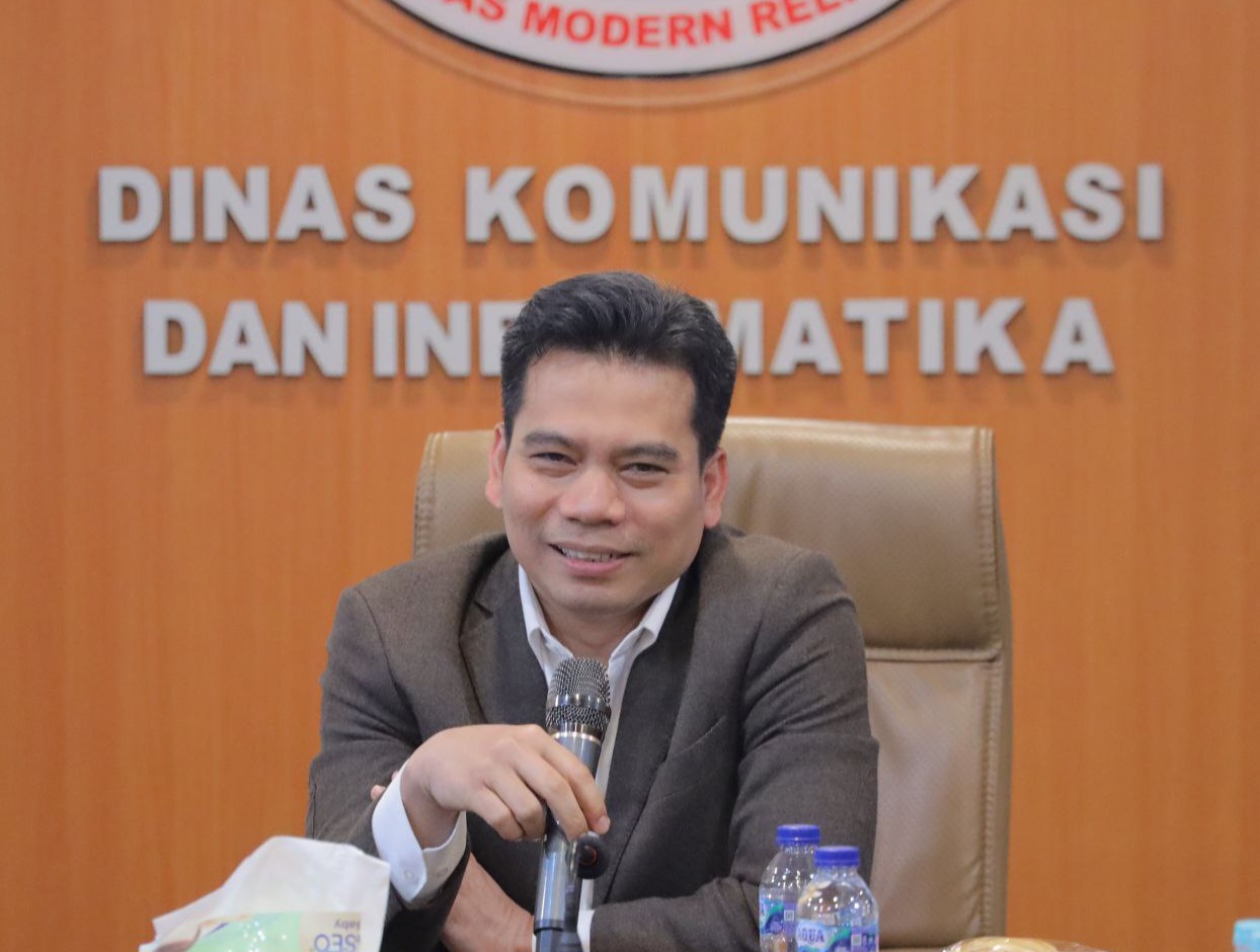 Diskominfo Tangsel Siapkan Website hingga Keamanan Data Jelang PPDB Kepala Dinas Kominfo Tangsel, Tb. Asep Nurdin, saat ditemui di ruang kerjanya, pada Rabu (29/05/2024). (Ist)