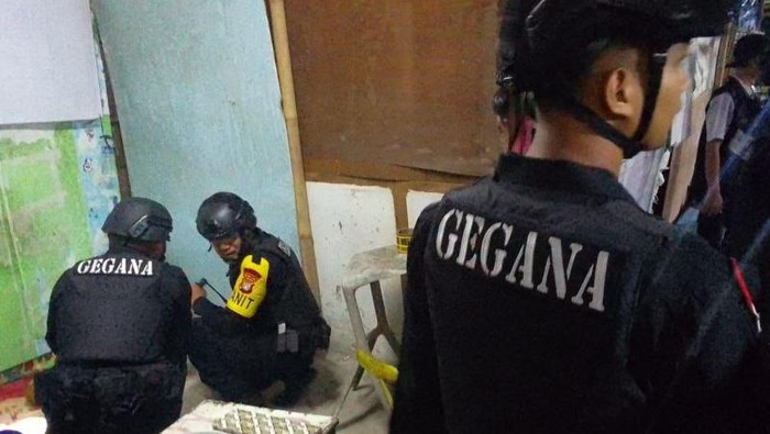 Geger! Warga Priok Temukan Benda Diduga Granat, Gegana Dikerahkan Foto : Ist