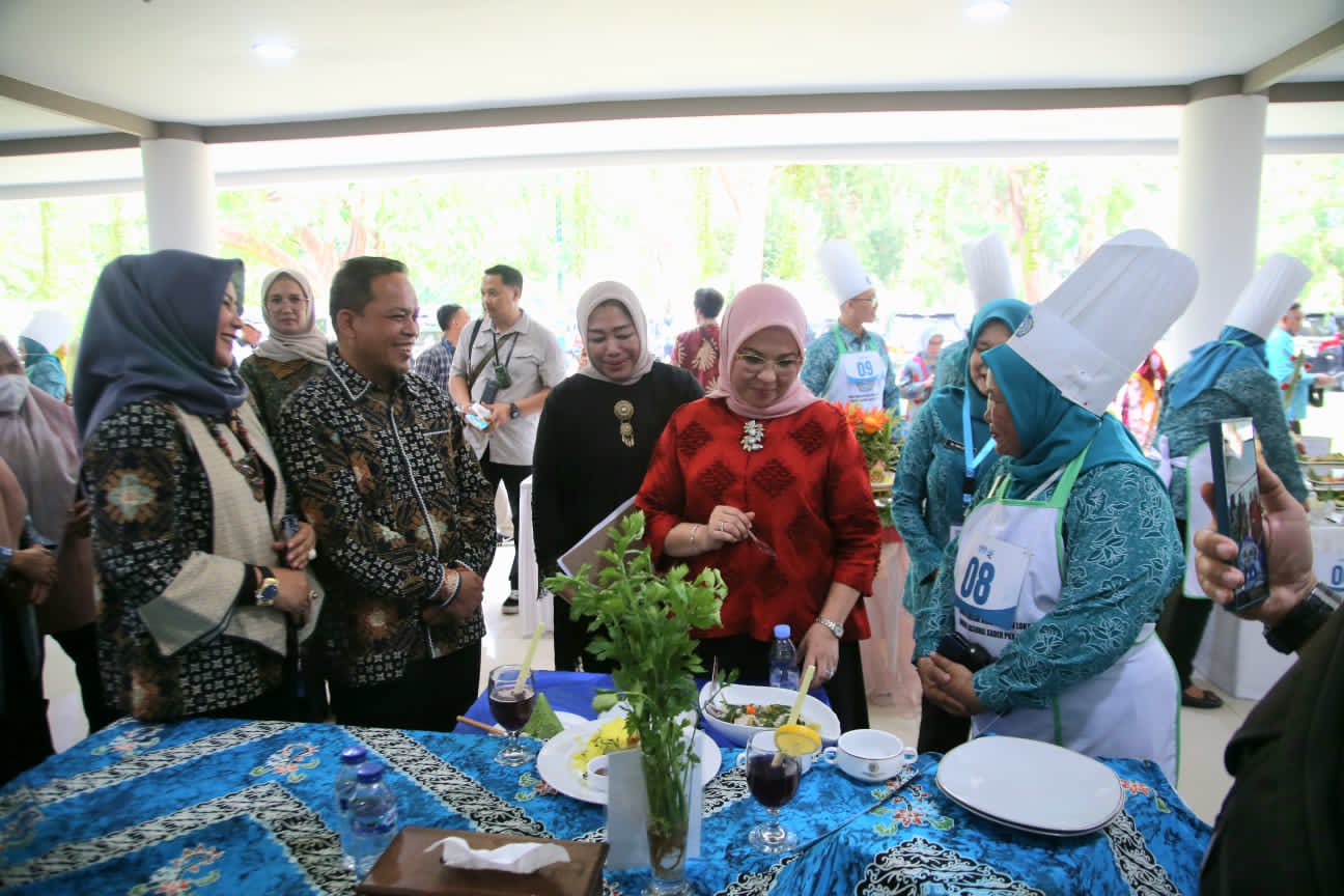 Ini Kreasi Pangan Lokal Bergizi Tinggi TP PKK Provinsi Banten Pada HKG Ke-52 Foto : Ist