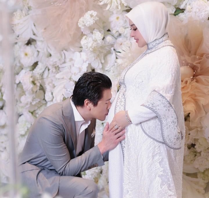 Kabar Gembira, Syahrini Hamil Tujuh Bulan Foto : IG