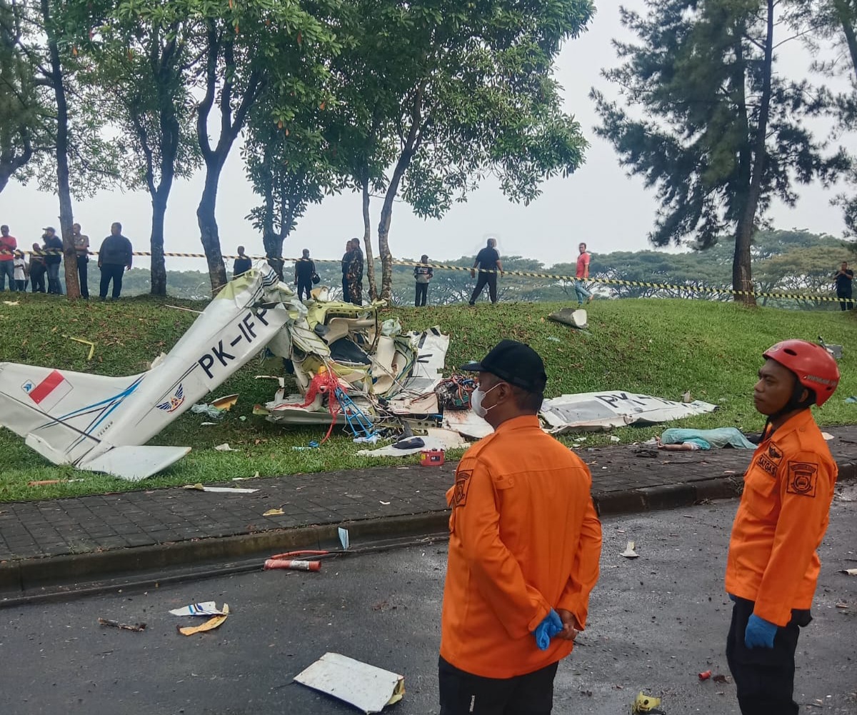 Kemenhub Sebut Pesawat Jatuh di BSD Berisi Penerbang-Engineer-Penumpang Foto : Ist