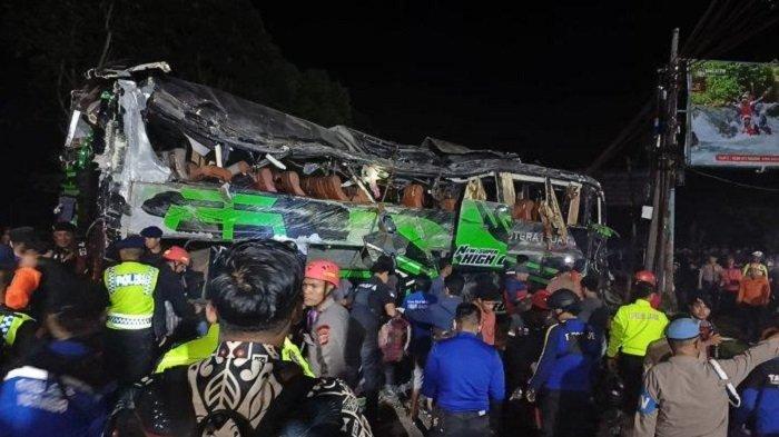 Korban Kecelakaan Bus SMK Lingga Kencana Depok Sudah Dibawa Pulang Foto : Ist