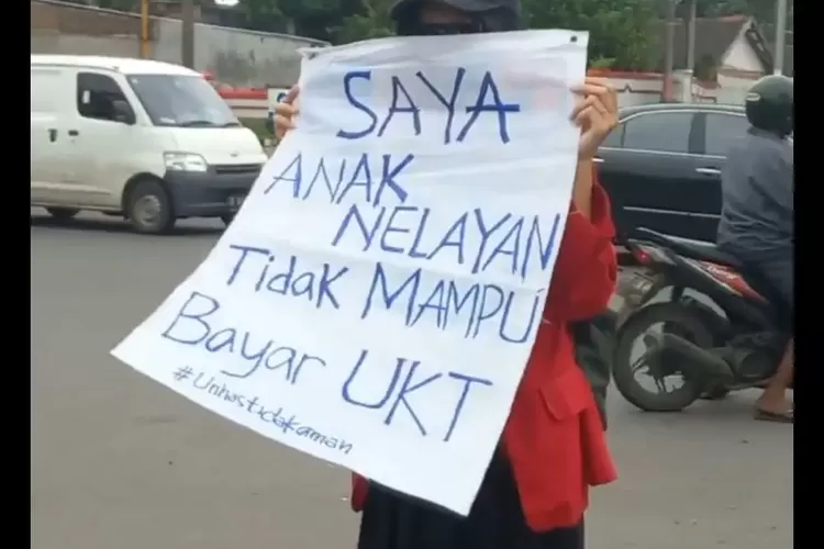 Mahasiswa Protes Kenaikan Uang Kuliah Foto : Ist