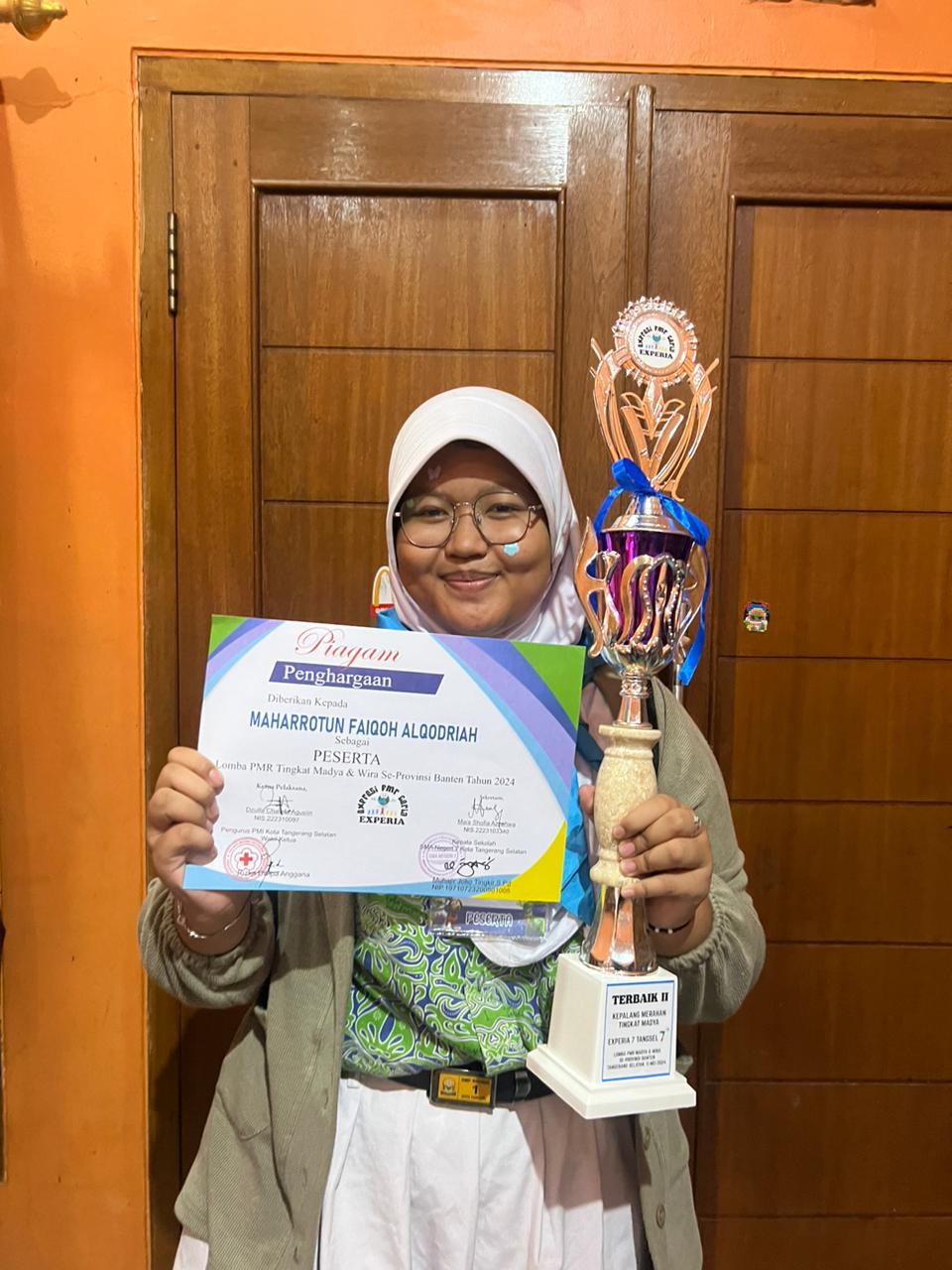 Membanggakan! Faiqoh Siswa SMP 1 Tangsel Raih Juara 2 Lomba PMR Wira se-Banten Foto : Ist