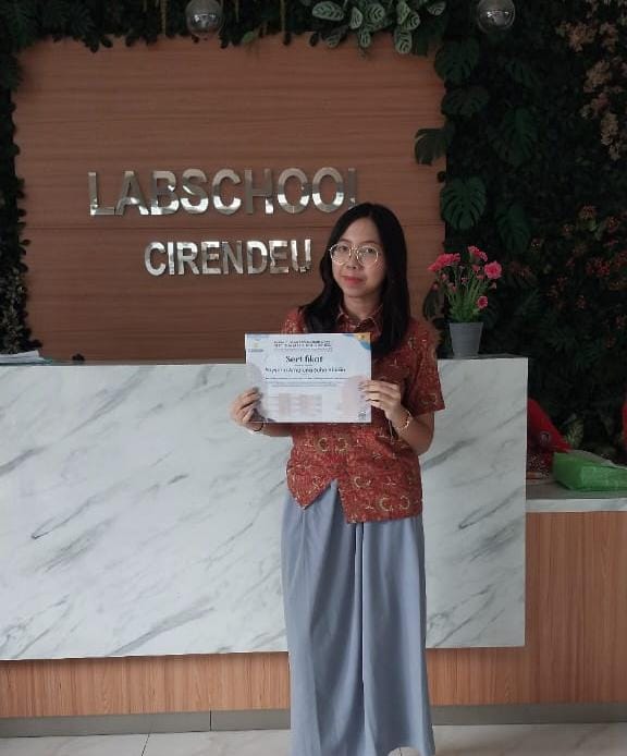 Membanggakan! Siswi SMA Labschool Cirendeu Diterima di Sejumlah Universitas Bergengsi di Dunia Foto : Ist