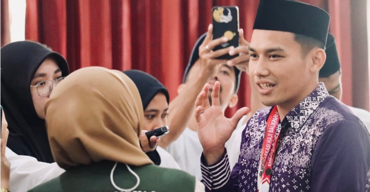 Pemain Timnas Witan Sulaeman Berangkat Haji Bersama Sang Istri Foto : Ist