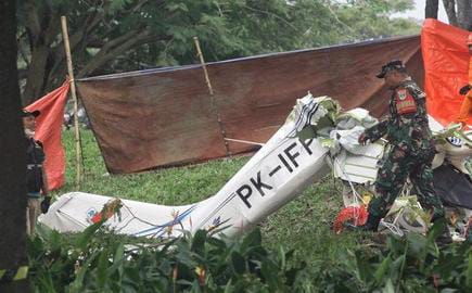 Pesawat Jatuh di BSD, Polisi Periksa ATC dan Klub Penerbang Foto : Ist
