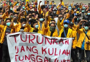Polemik Pernyataan Pejabat Kemendikbudristek, Seakan Orang Miskin Dilarang Kuliah? Foto : Ist