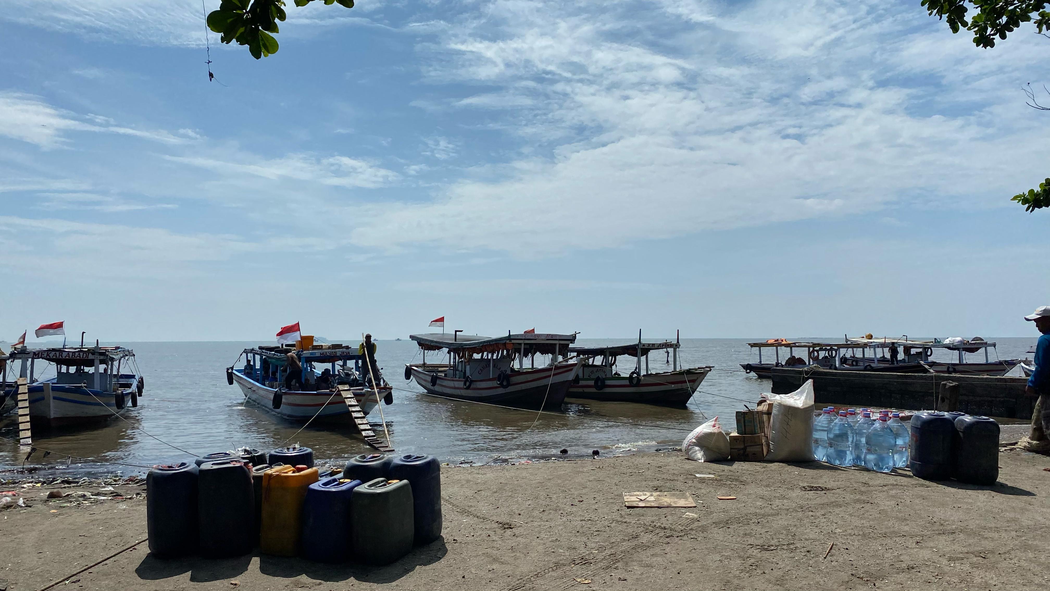 Tanjung Pasir, Destinasi Wisata dan Penyeberangan ke Pulau Seribu Foto : Ist