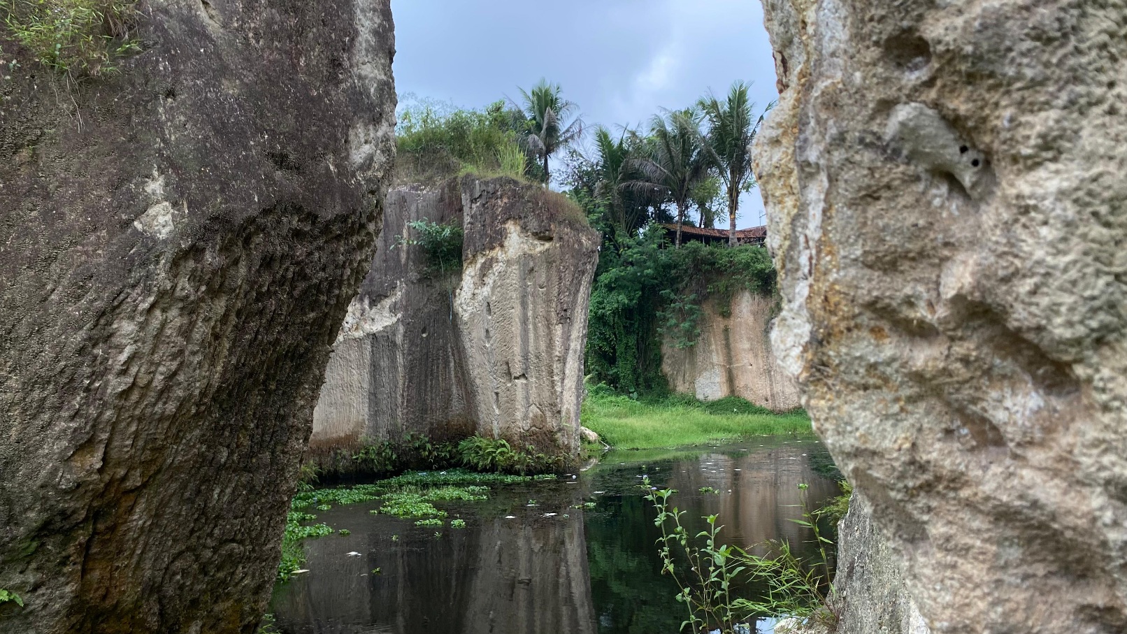 Tebing Koja, Sisa Tambang Pasir Viral yang Jadi Tempat Wisata Foto : Ist