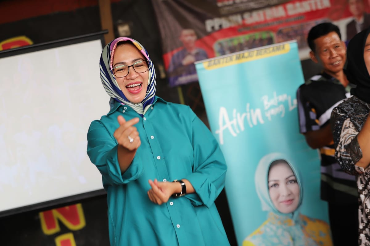 Airin Dapat Kekuatan Jokowi dan Prabowo-Gibran di Pilkada Banten Foto : Ist