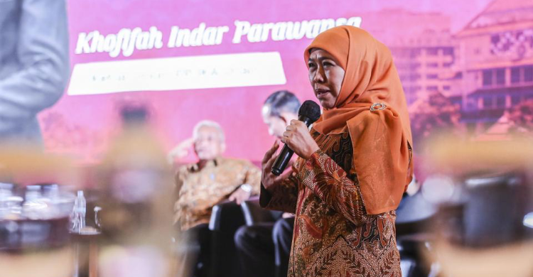 Banteng Bertepuk Sebelah Tangan, Rayu Khofifah Minta Cawagub Foto : Ist