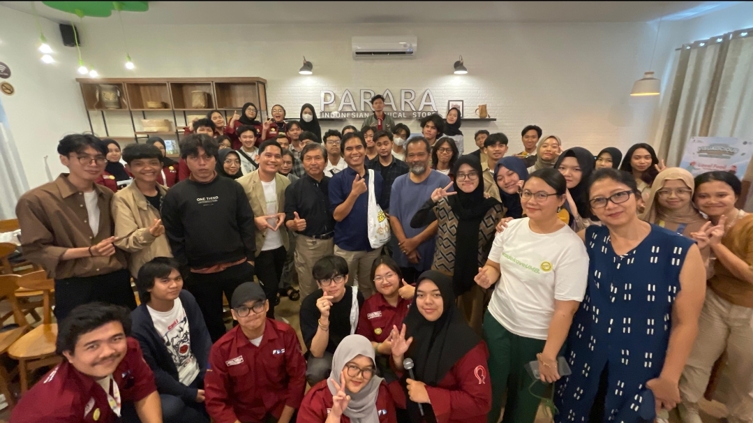 BEM FDSK Mercu Buana Sukses Gelar Visualicious, Suarakan Produk dan Pangan Lokal Indonesia BEM FDSK Mercu Buana selengarakan Visualicious, pameran desain yang mengangkat produk-produk lokal Indonesia melalui desain komunikasi visual (DKV). (Ist)
