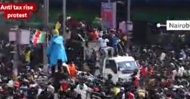 Demo Kenaikan Pajak Di Kenya Menelan Korban 13 Tewas, Ratusan Terluka Foto : Ist