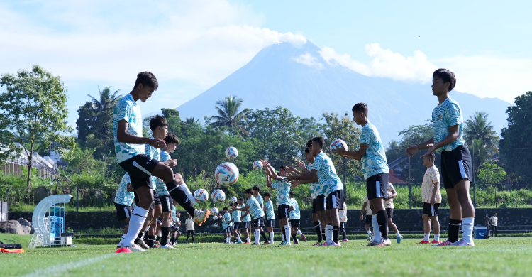 Indonesia Ditantang Laos, Garuda Muda Mau Sapu Bersih Foto : Ist