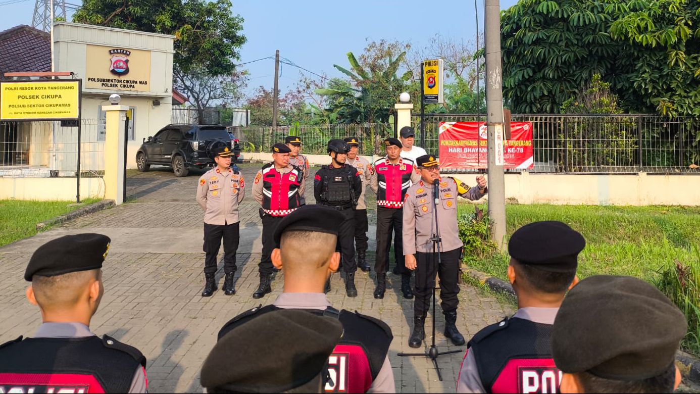 Polresta Tangerang Lakukan Pengamanan Aksi Unras SP/SB Tangerang Raya Menuju DPRD Foto : Mg.Fitri