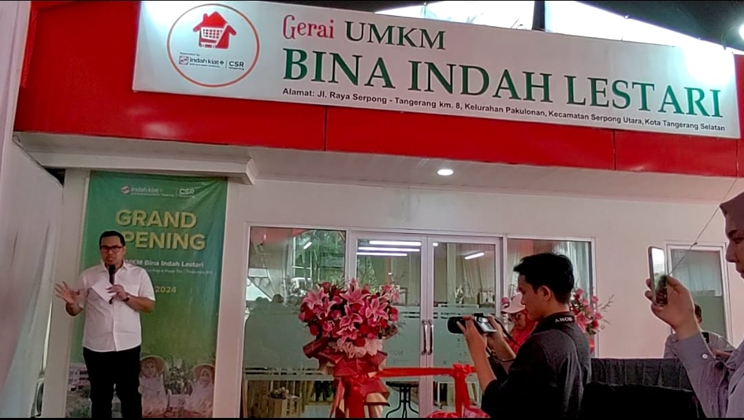 PT IKPP Buka Gerai Bina Indah Lestari PT Indah Kita Pulp & Paper (IKPP) meresmikan Gerai UMKM Bina Indah Lestari, yang berlokasi di Jalan Raya Serpong KM 8, Pakulonan Tangsel, pada Rabu, 12 Juni 2024.(dra)