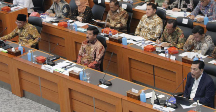 Rapat Di DPR, Para Menteri Rame-rame Minta Tambahan Anggaran Foto : Ist
