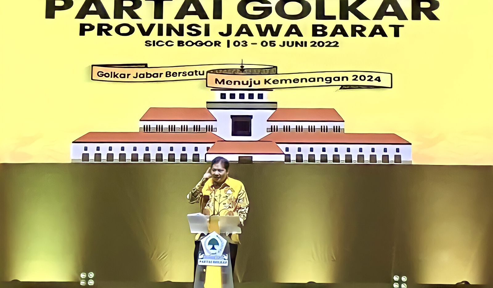Survei Kang Emil Menang Telak Di Pilgub Jabar Ketum Golkar Airlangga Hartarto. Foto : Ist