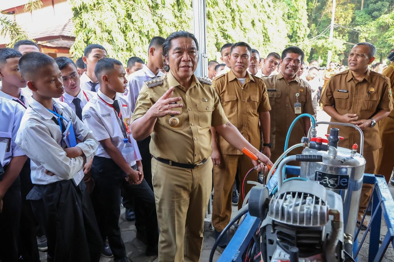 Al Muktabar: MPLS Penting Agar Siswa Mengenal Lingkungan Sekolah Foto : Humas Pemprov