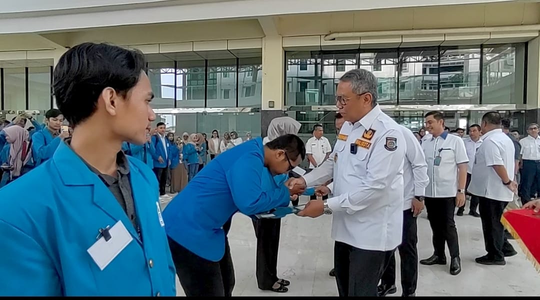 Benyamin Lepas Ratusan Mahasiswa UIN Jakarta, KKN di Seluruh Kelurahan se-Tangsel Foto : Ist