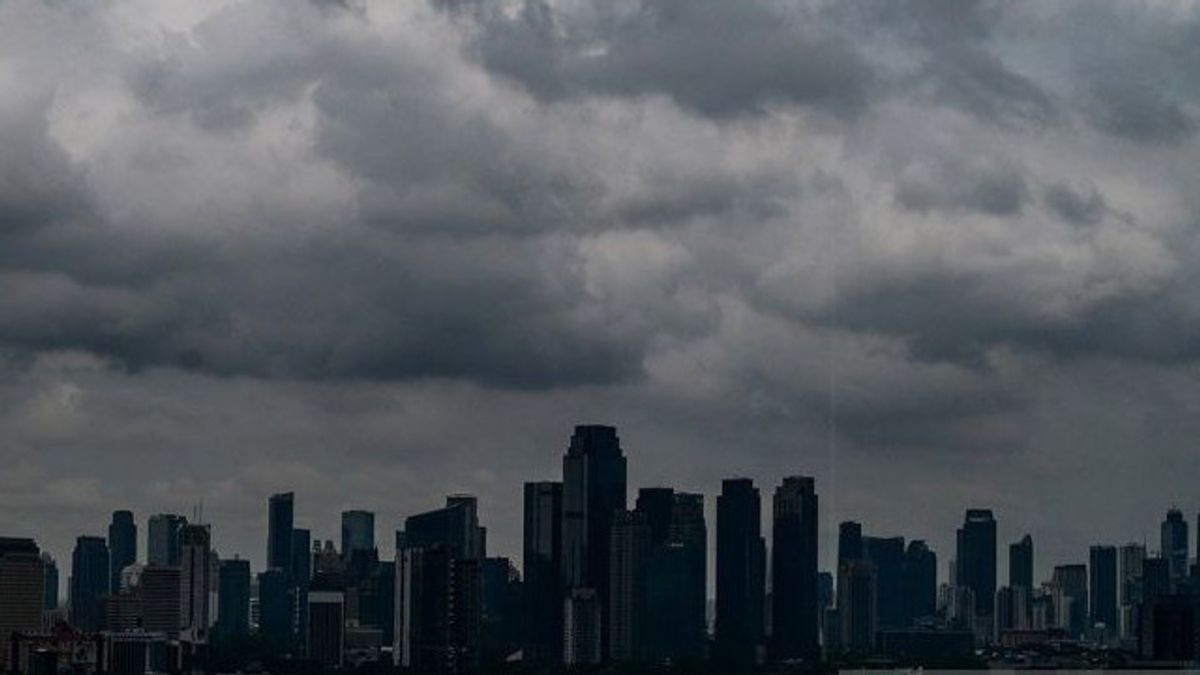 Cuaca Jakarta Hari Ini Mendung Tebal, Tapi Tidak Akan Hujan Foto : Ist