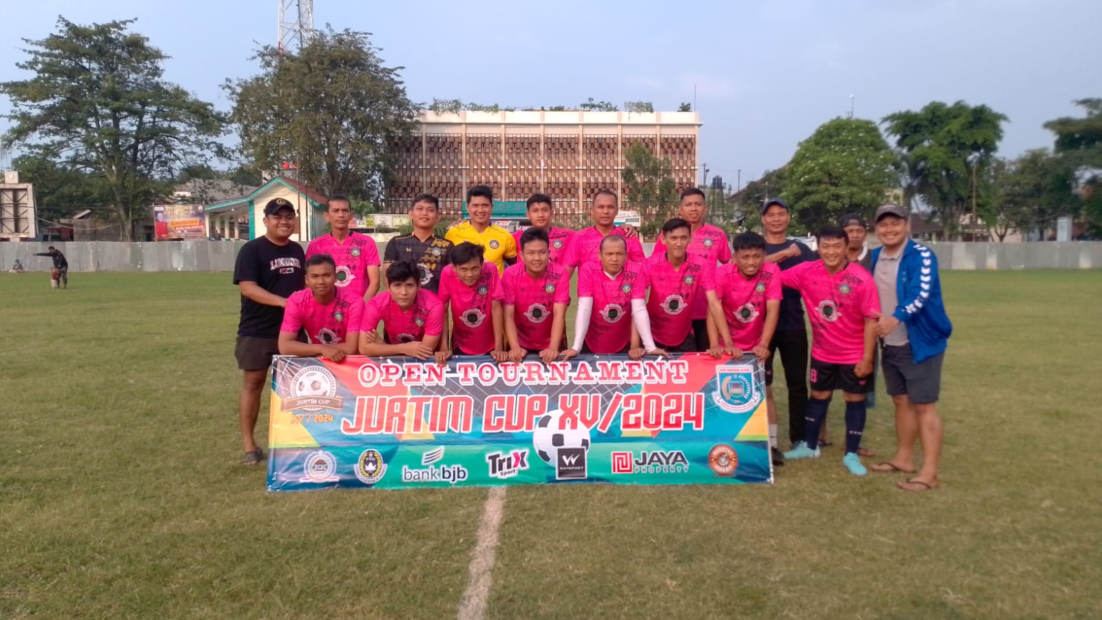 Fokus Andalkan Pemain Muda, Persepoja Sukses Libas Genx's 17 Persepoja lebih mengandalkan pemain muda asli dari Jurang Mangu.(ist).