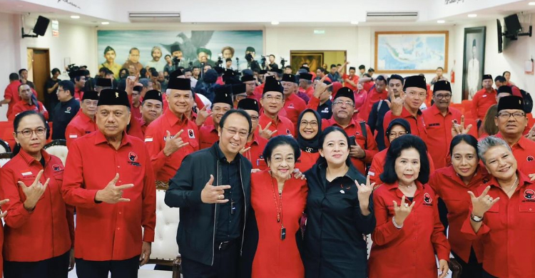 Ganjar Dapat Jabatan Baru Dari Megawati Foto : Ist