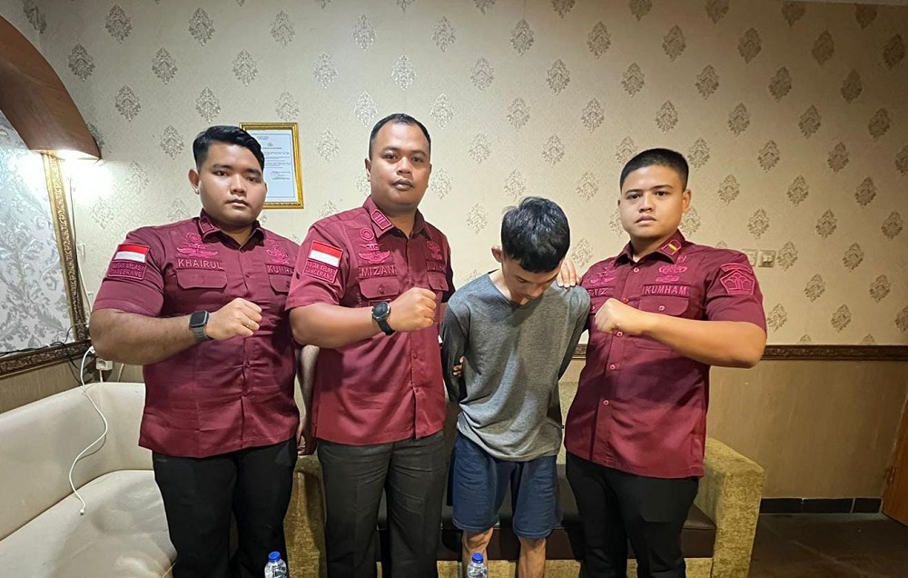 Menyelundupkan Narkotika ke Rutan, Pelaku Berhasil Ditangkap Petugas Foto : Ist